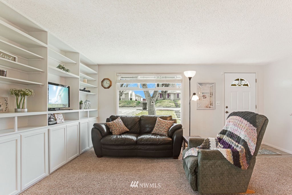 348 West Ridge Road Moses Lake, WA 98837 - Photo 2 of 22 Gallery Image 2