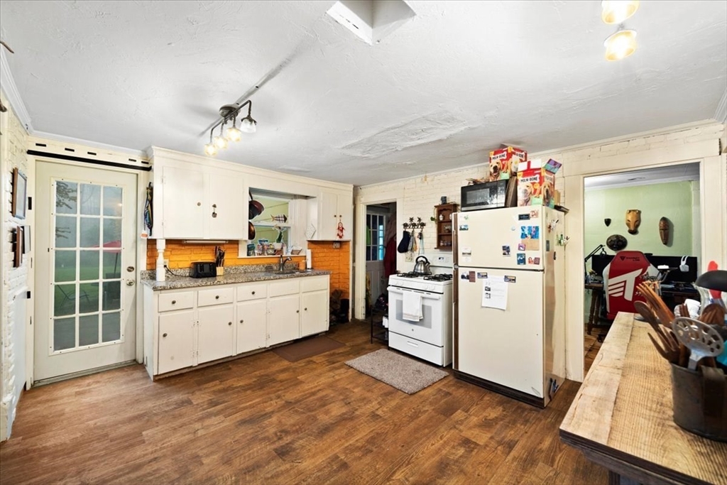 133 County Road Plympton, MA 02367 - Photo 27 of 37 Gallery Image 27
