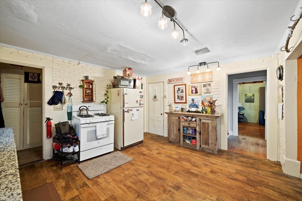 133 County Road Plympton, MA 02367 - Photo 28 of 37 Gallery Image 28