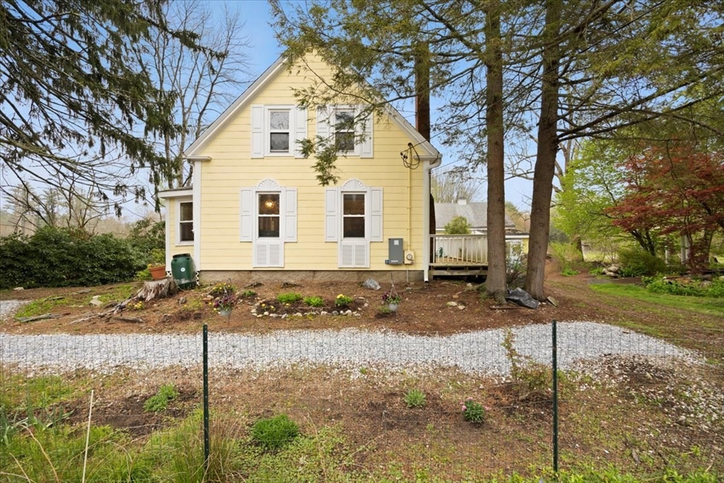 133 County Road Plympton, MA 02367 - Photo 8 of 37 Gallery Image 8