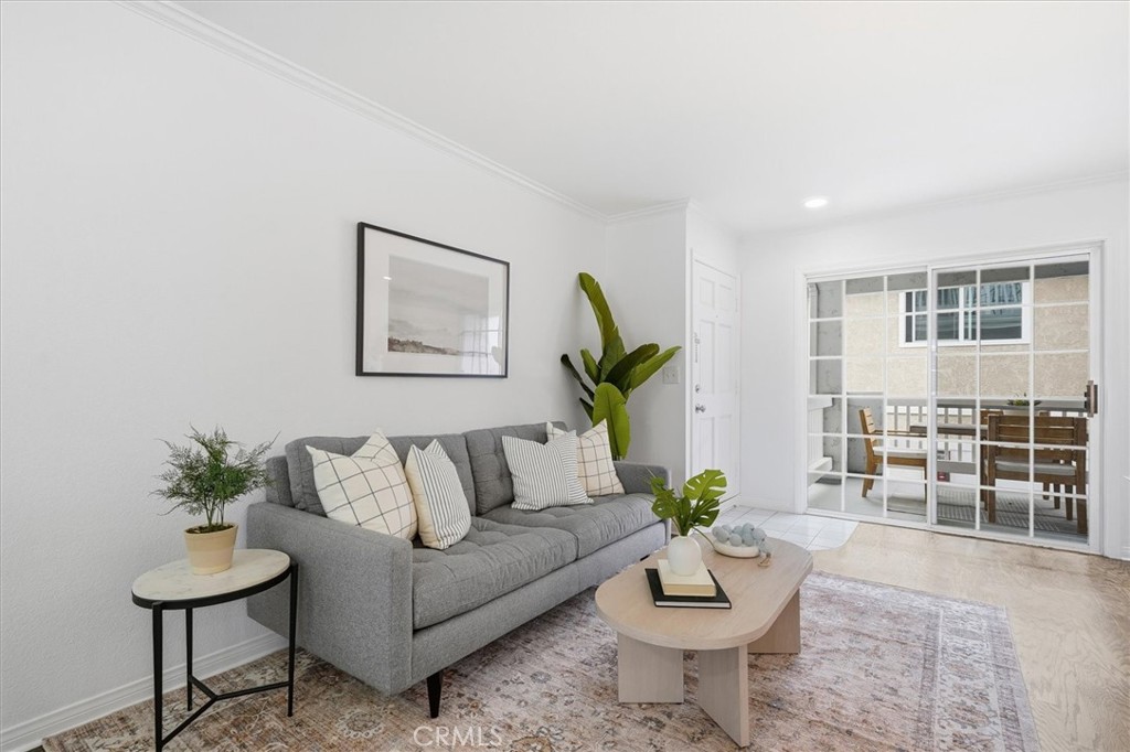 1534 Marcelina Avenue, Unit D Torrance, CA 90501 - Photo 2 of 29 a living room with furniture and window