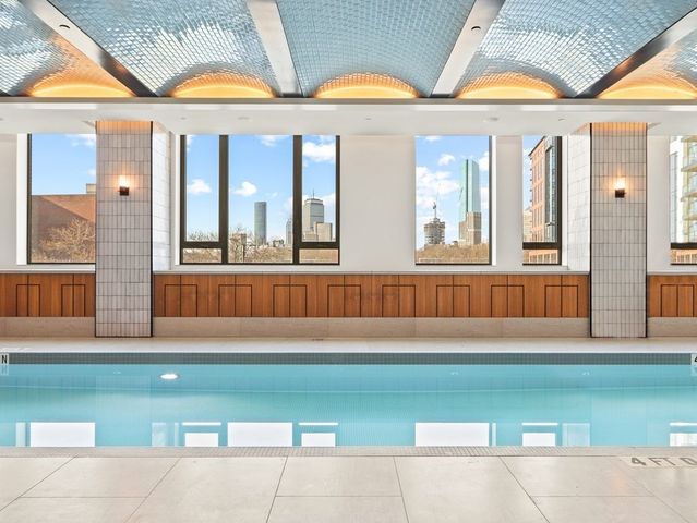 $1,449,000 | 380 Harrison Avenue, Unit PH2M, Boston, MA 02118