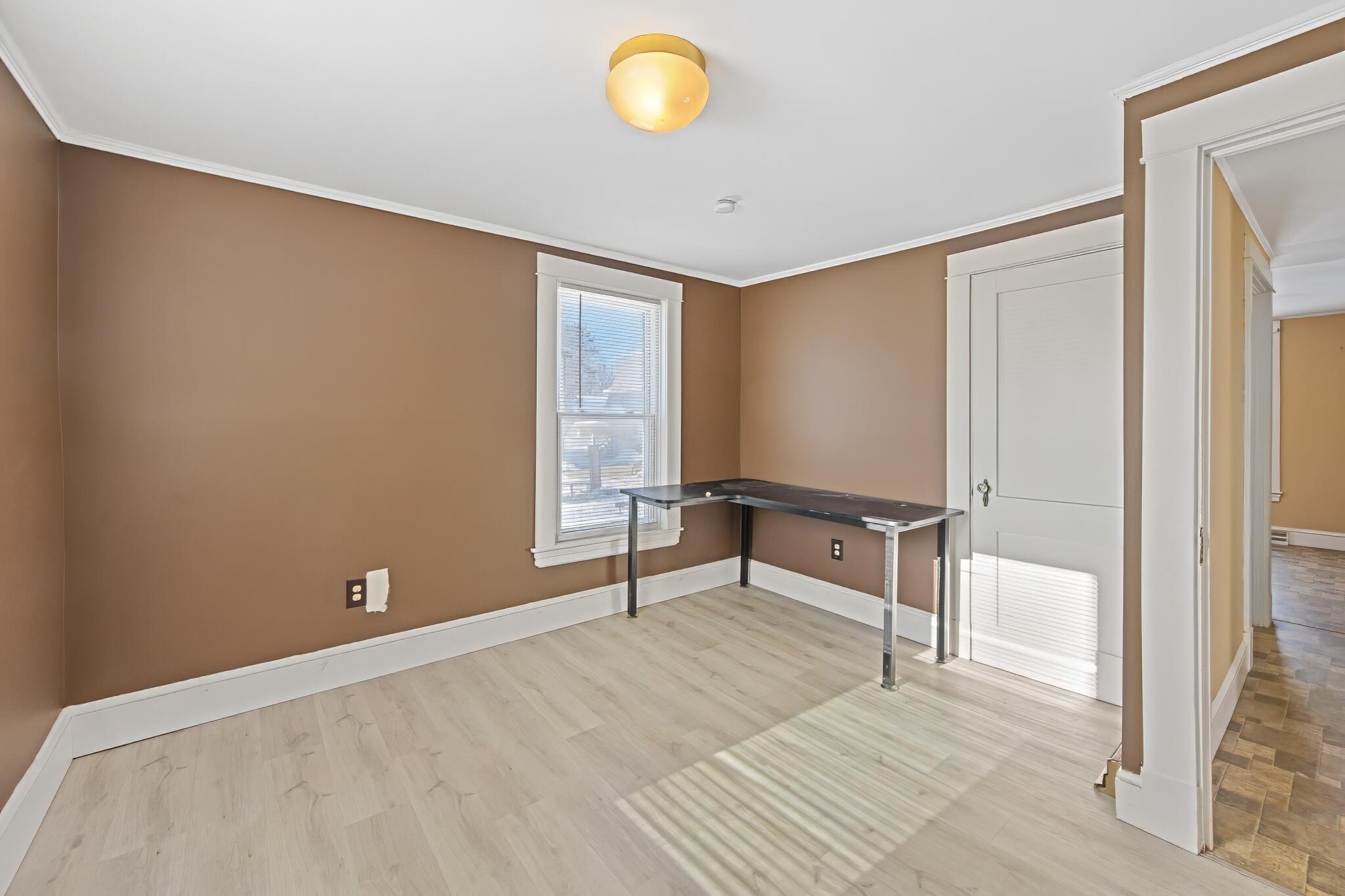 59 Thatcher Street Bangor, ME 04401 - Photo 8 of 17 59 Thatcher Street, Bangor, ME 04401