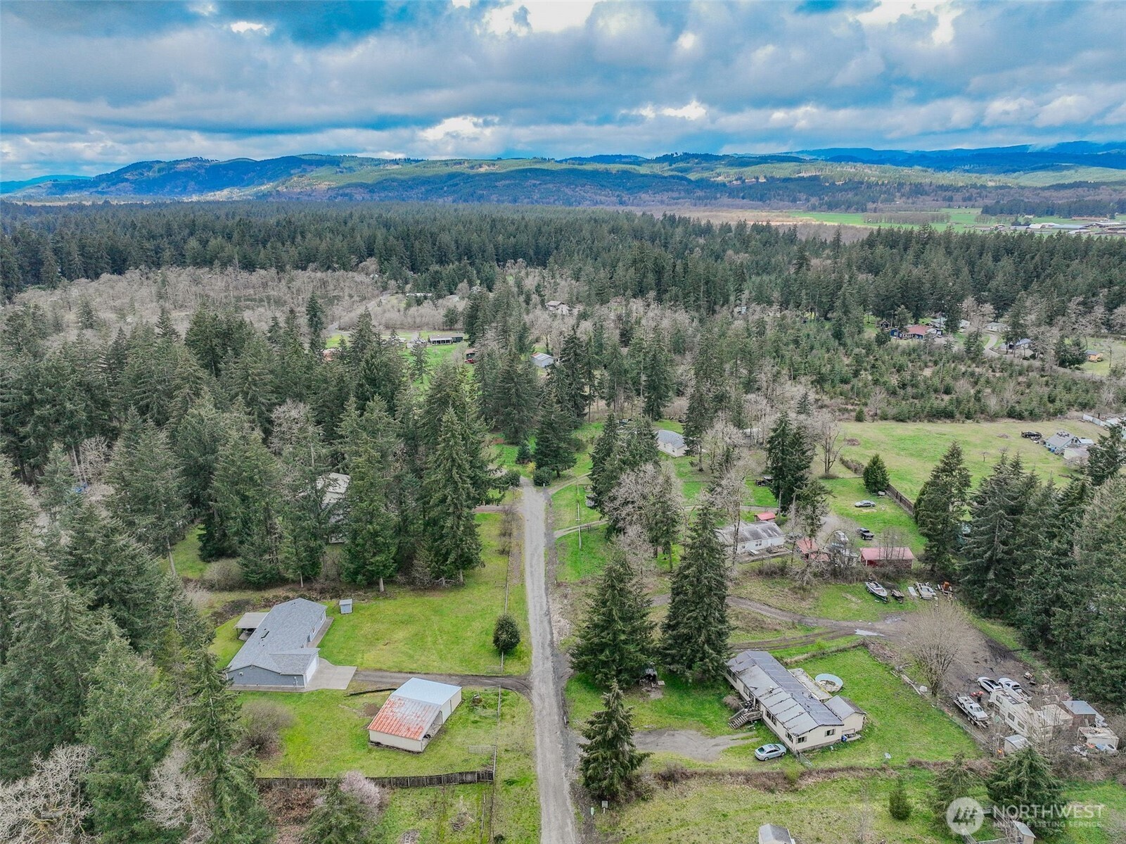 16841 Sargent Road Southwest Rochester, WA 98579 - Photo 7 of 40