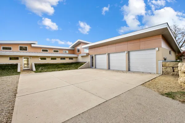 $2,500,000 | 8680 Messerschmidt Road, Verona, WI 53593