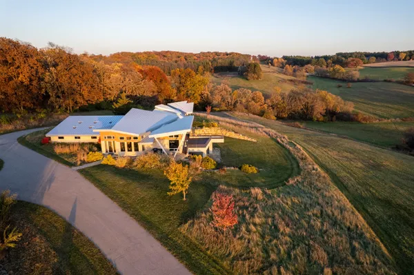 $2,500,000 | 8680 Messerschmidt Road, Verona, WI 53593