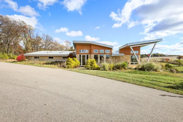 $2,500,000 | 8680 Messerschmidt Road, Verona, WI 53593