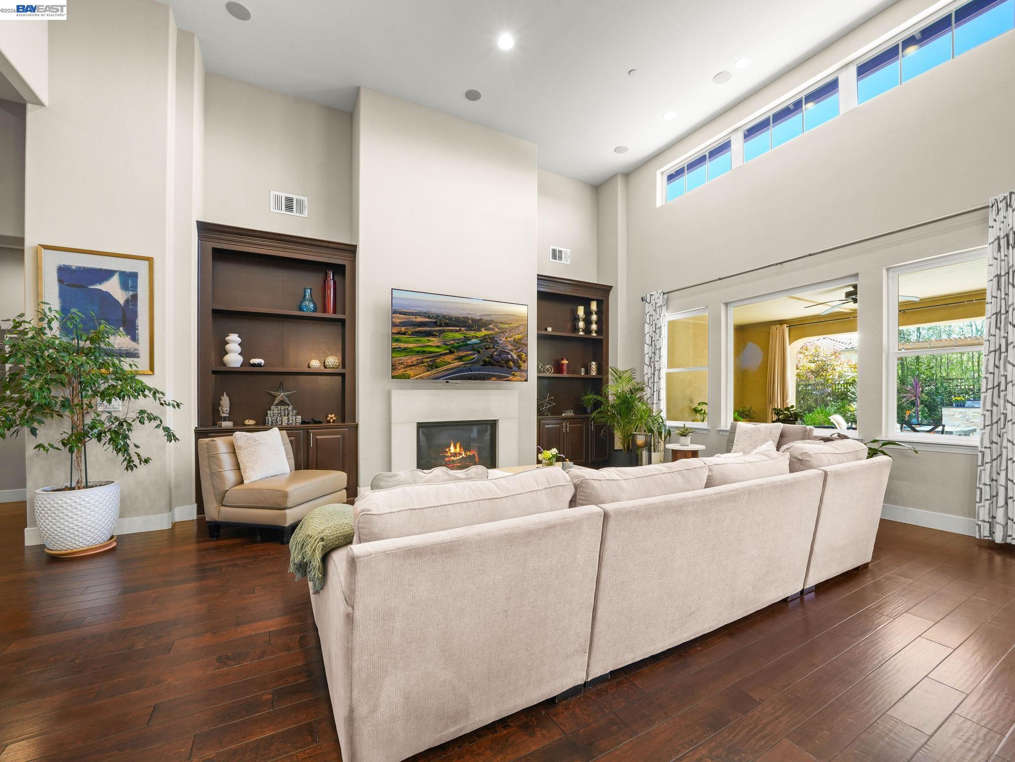 65 Stonebrae Road Hayward, CA 94542 - Photo 14 of 99 Gallery Image 14