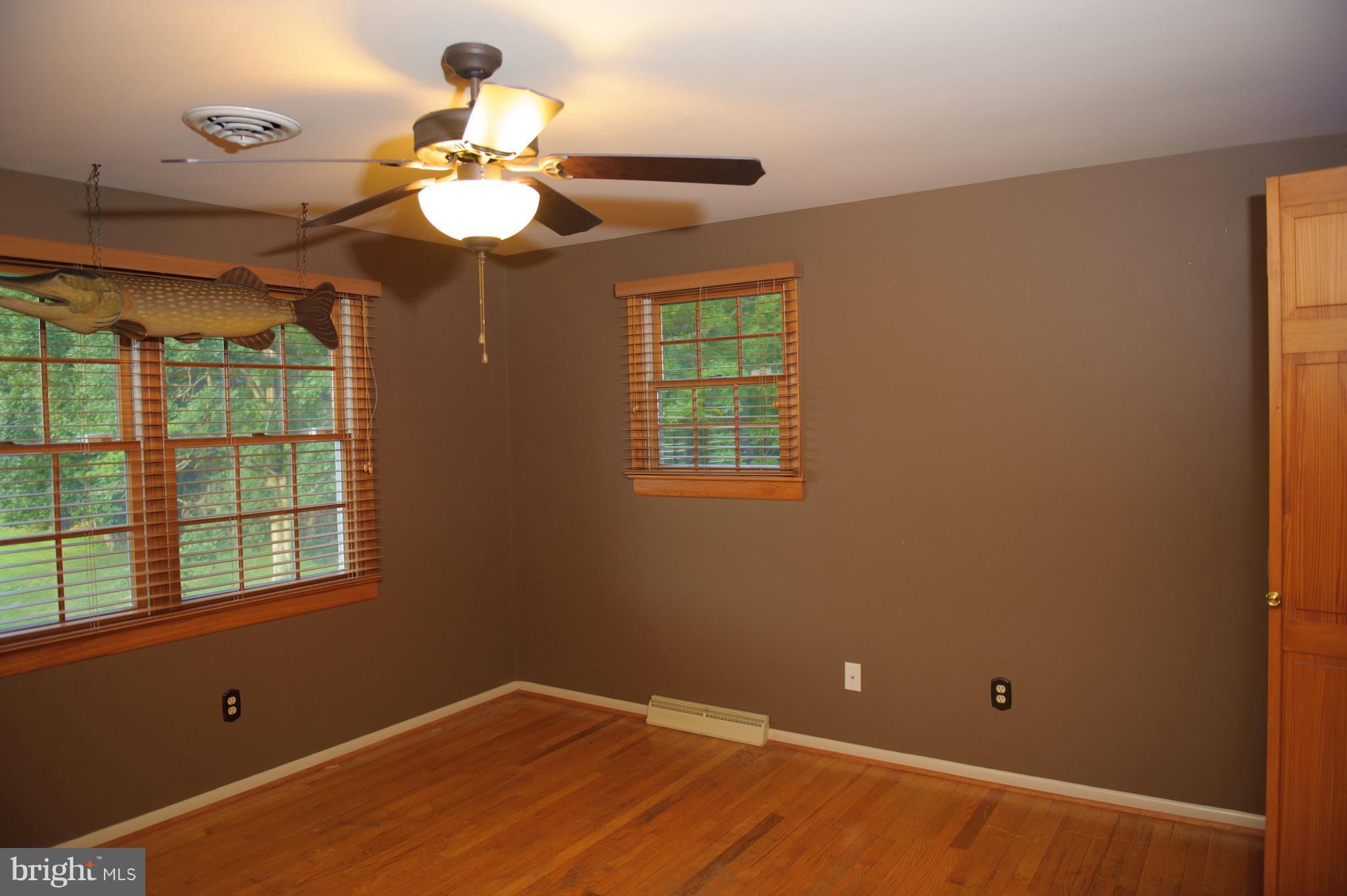 957 St George Barber Road Davidsonville, MD 21035 - Photo 23 of 30 Third Bedroom
