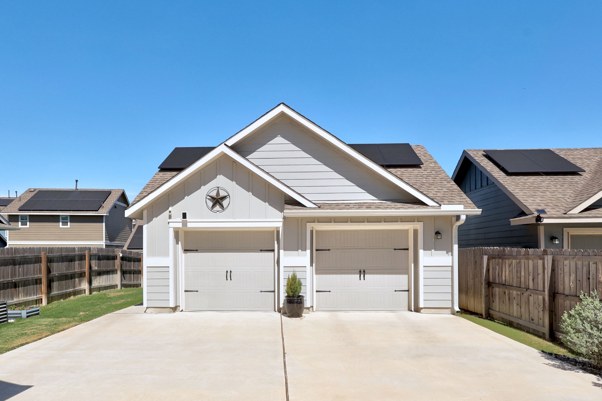 1500 Linwood Street Leander, TX 78641 - Photo 24 of 38 a front view of a house with a garage