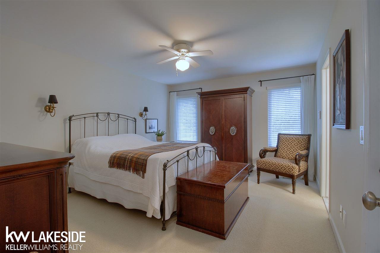 49212 Monte Road New Baltimore, MI 48047 - Photo 13 of 31 31380624-12.JPG