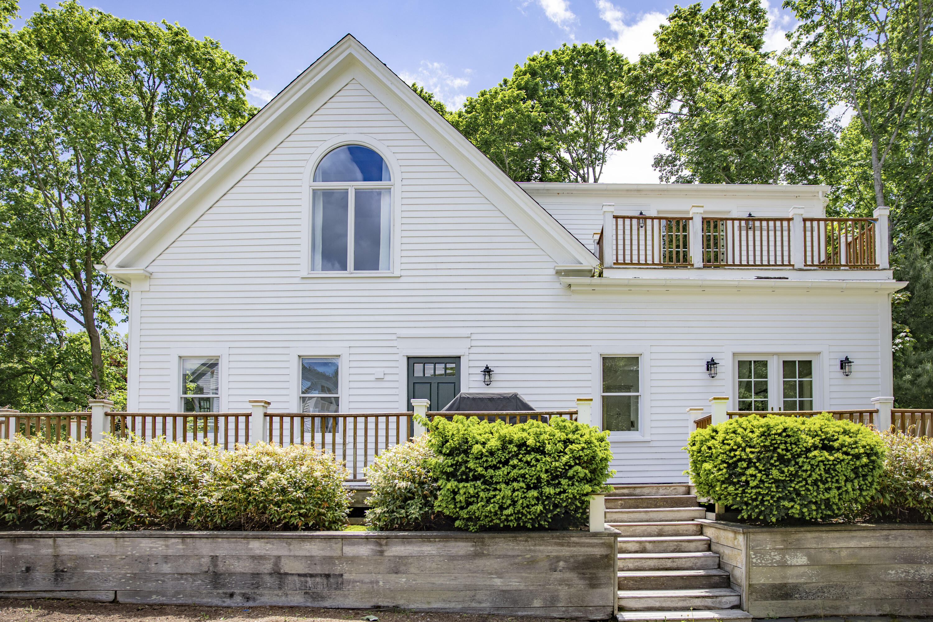 19 East Bay Road Osterville, MA 02655 - Photo 3 of 49 IMG_8016