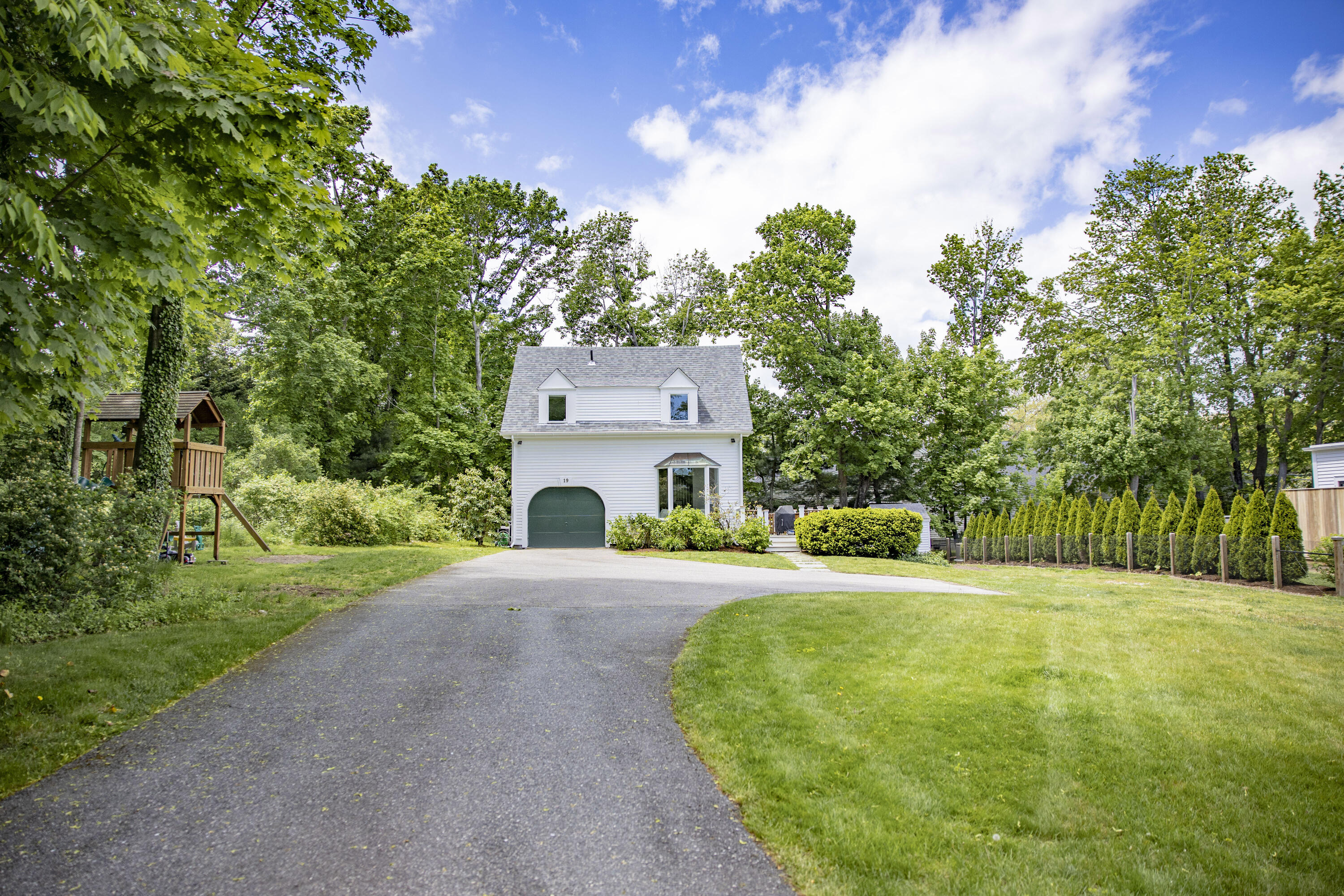 19 East Bay Road Osterville, MA 02655 - Photo 4 of 49 IMG_8019