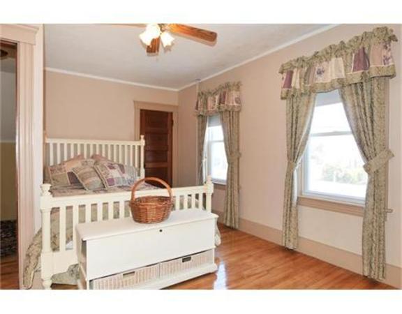 195 Beverly Road Worcester, MA 01605 - Photo 10 of 15