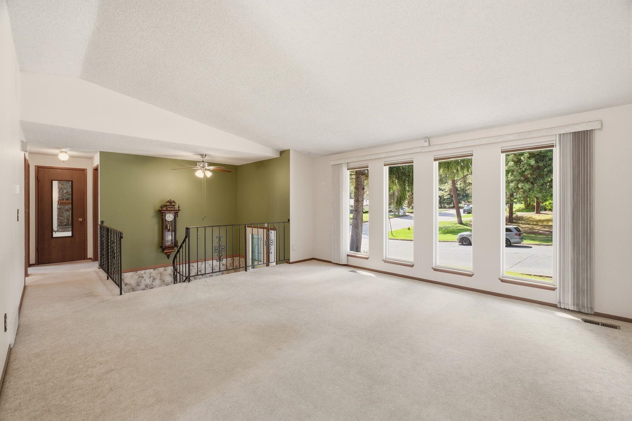 4821 South Bates Road Spokane Valley, WA 99206 - Photo 2 of 33
