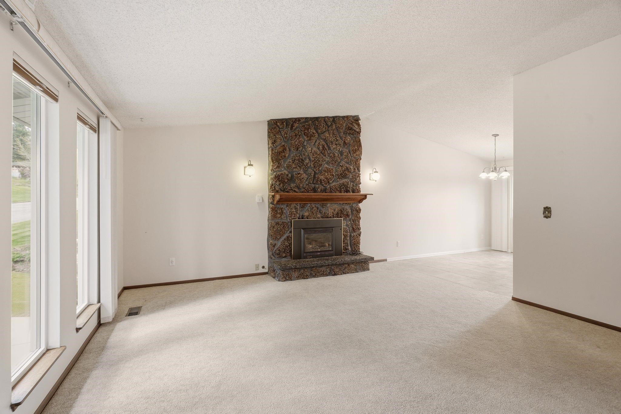 4821 South Bates Road Spokane Valley, WA 99206 - Photo 5 of 33