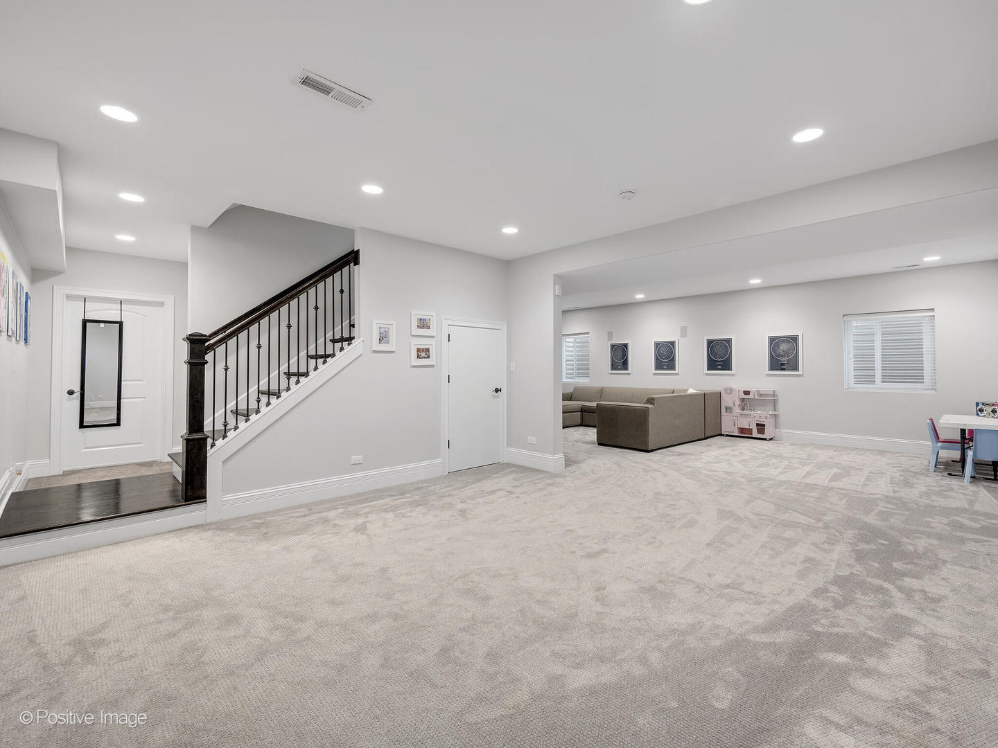 566 Mitchell Avenue Elmhurst, IL 60126 - Photo 38 of 46