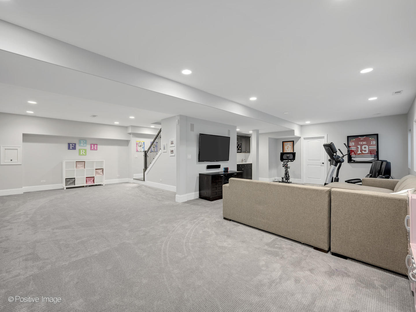 566 Mitchell Avenue Elmhurst, IL 60126 - Photo 39 of 46