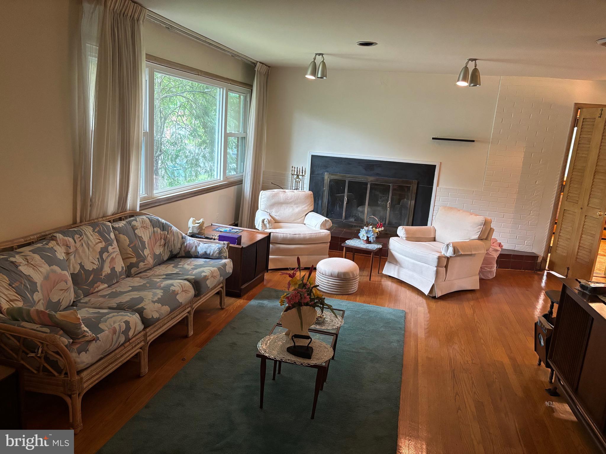 1366 Leegate Road Northwest Washington, DC 20012 - Photo 9 of 33 Gallery Image 9