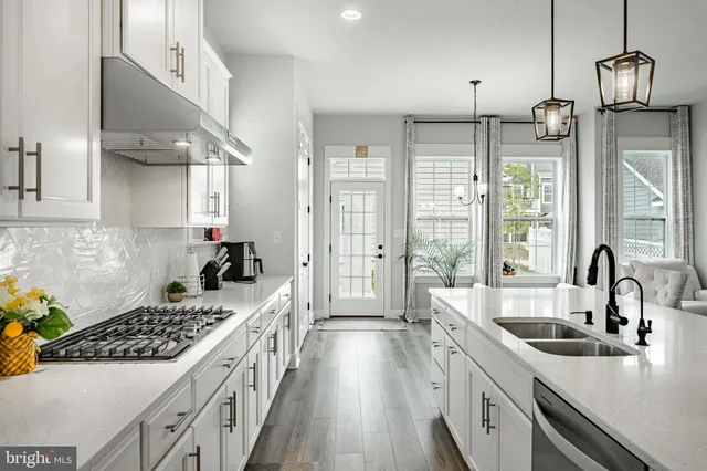 $979,000 | 155 Lotus Lane, Malvern, PA 19355