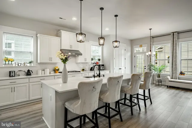 $979,000 | 155 Lotus Lane, Malvern, PA 19355