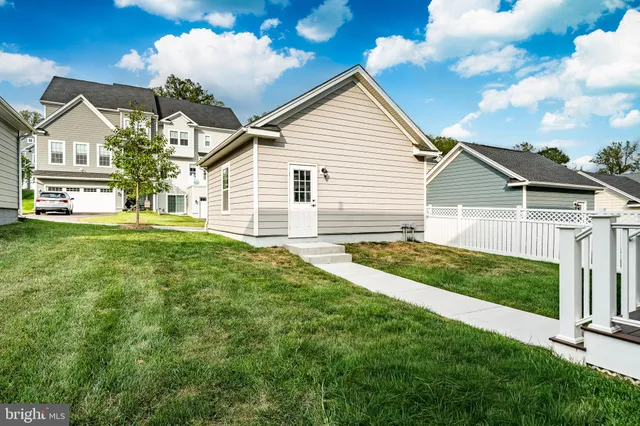 $979,000 | 155 Lotus Lane, Malvern, PA 19355