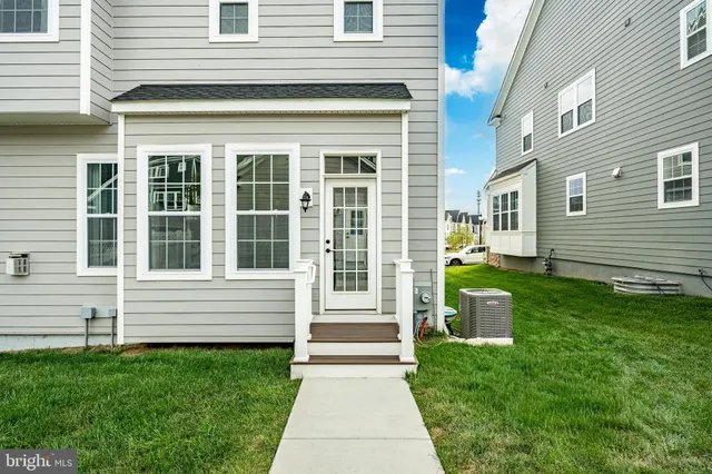 $979,000 | 155 Lotus Lane, Malvern, PA 19355