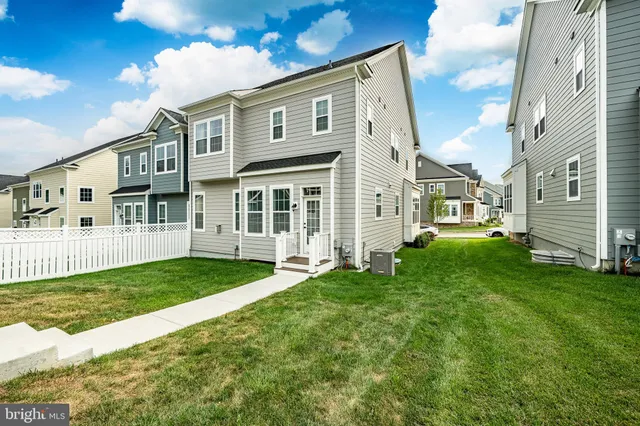 $979,000 | 155 Lotus Lane, Malvern, PA 19355