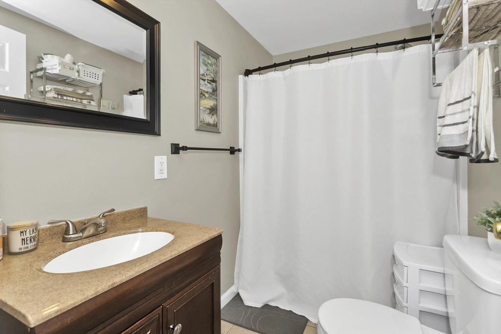 4 Jean Drive Springfield, MA 01104 - Photo 16 of 33