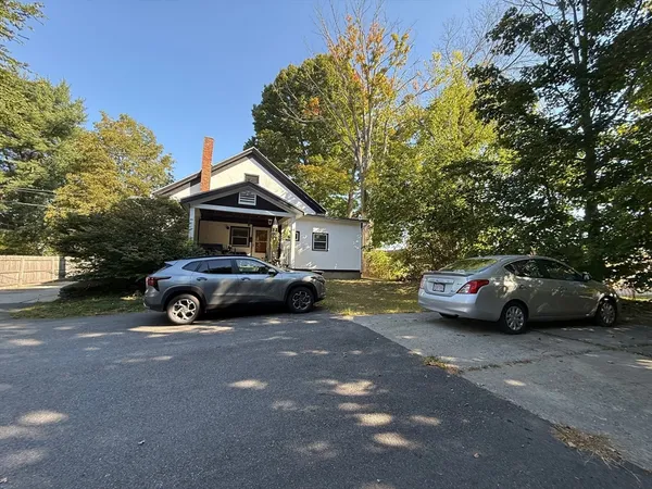 $1,249 | 1 Cheney Street, Unit 2, Orange, MA 01364