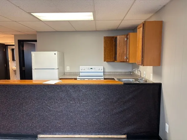 $1,249 | 1 Cheney Street, Unit 2, Orange, MA 01364