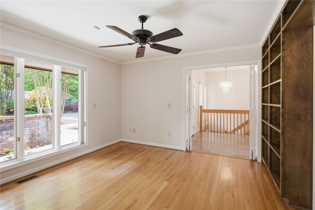 302 Petty Road Seneca, SC 29672 - Photo 22 of 49