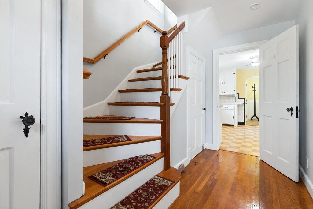 3 Crane Road Milton, MA 02186 - Photo 8 of 42 Gallery Image 8