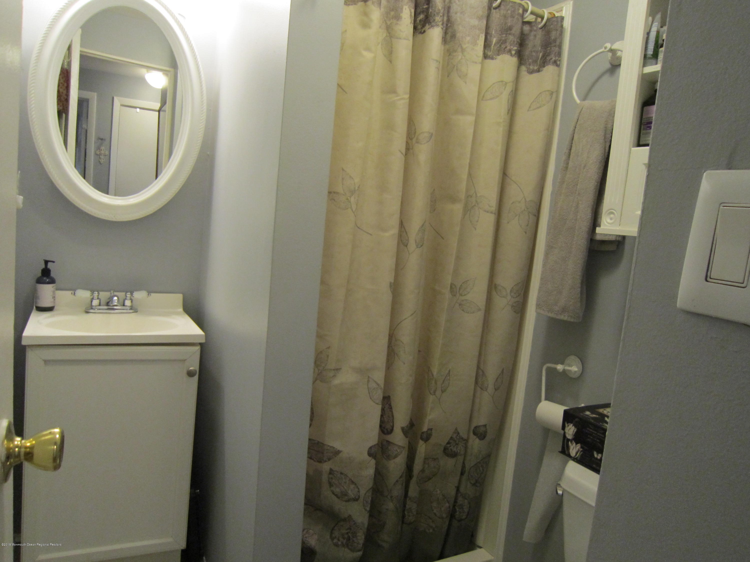 224 Sunset Lane Howell, NJ 07731 - Photo 12 of 14 IMG_3384