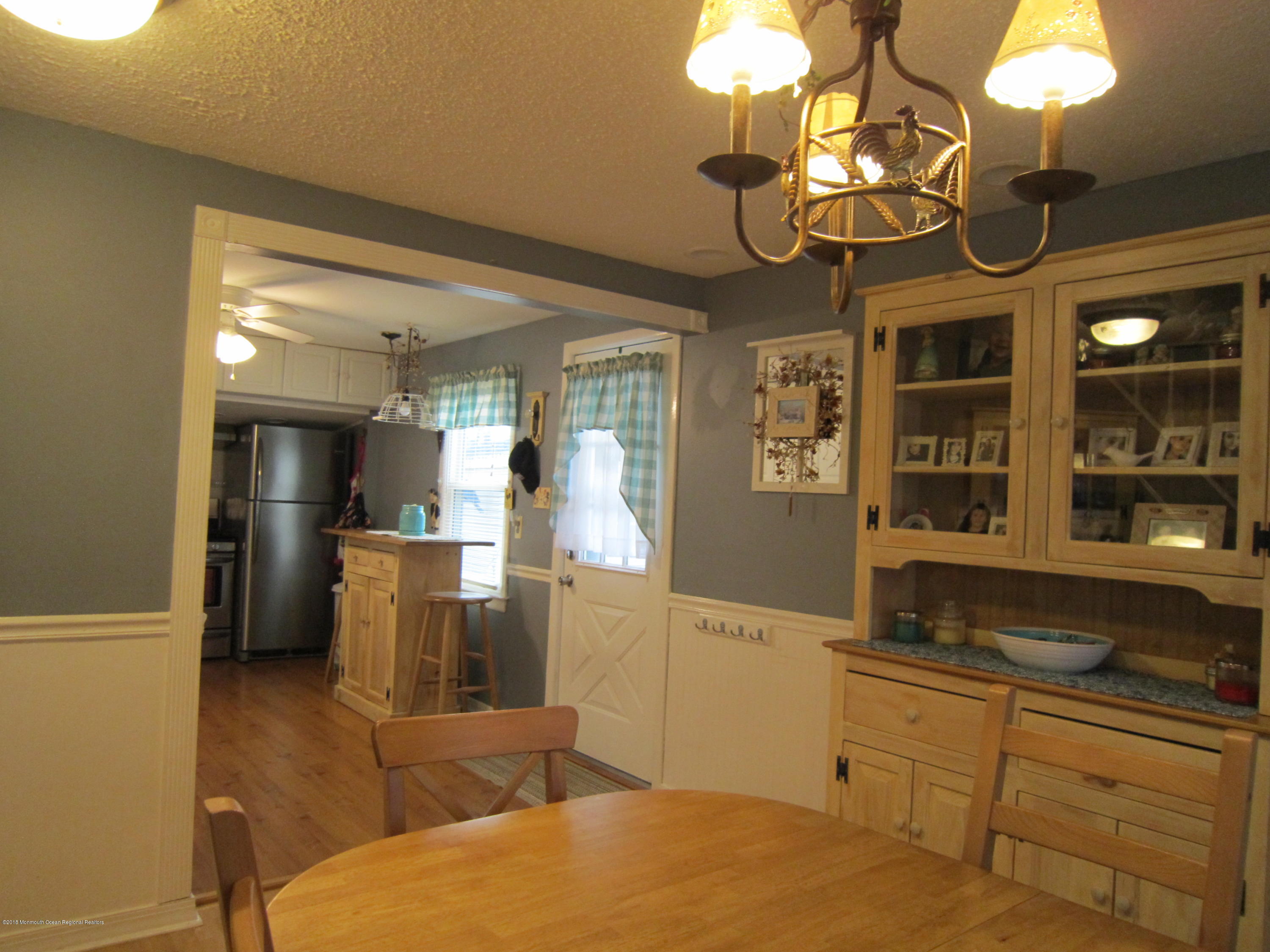 224 Sunset Lane Howell, NJ 07731 - Photo 4 of 14 IMG_3394