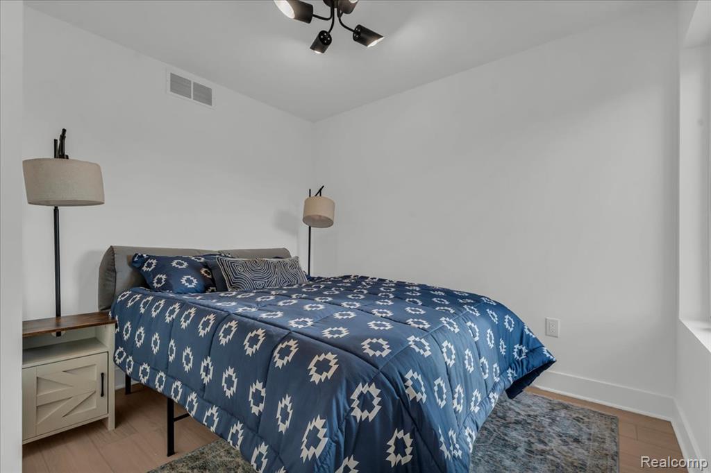 3420 Cochrane Street Detroit, MI 48208 - Photo 21 of 47