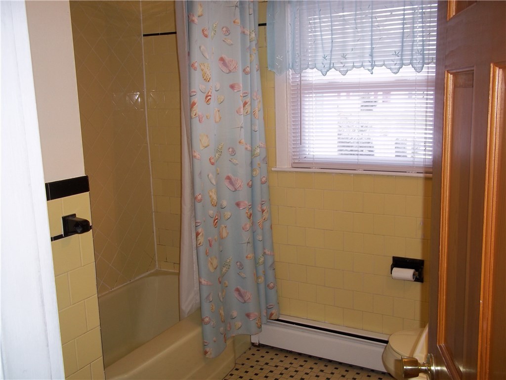 50 Honeysuckle Road Warwick, RI 02888 - Photo 20 of 25