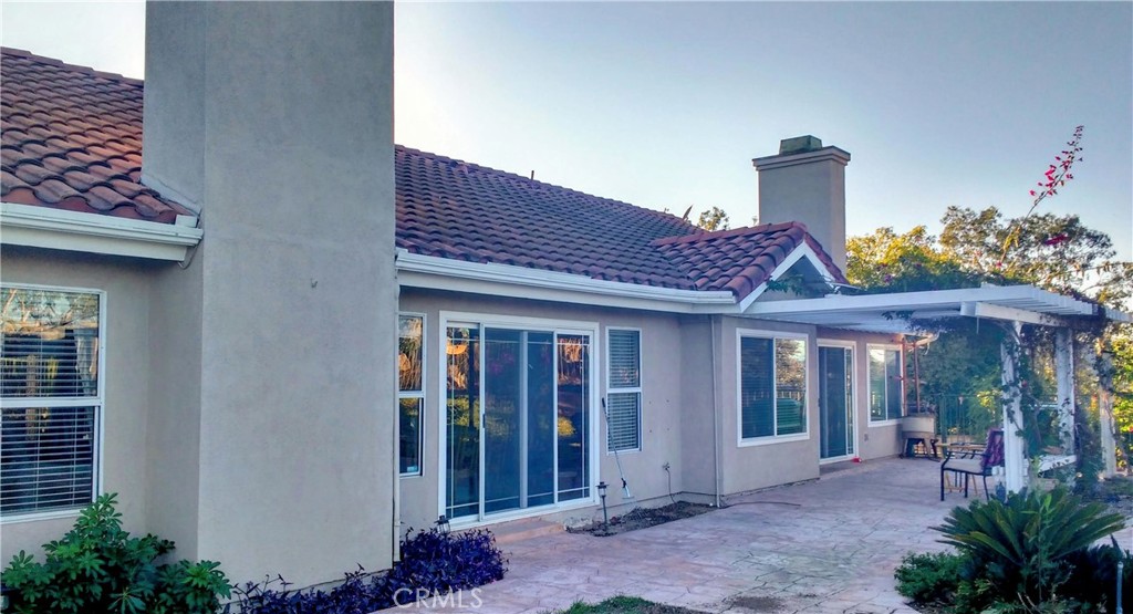11056 Orchard View Lane Riverside, CA 92503 - Photo 5 of 17 Back View
