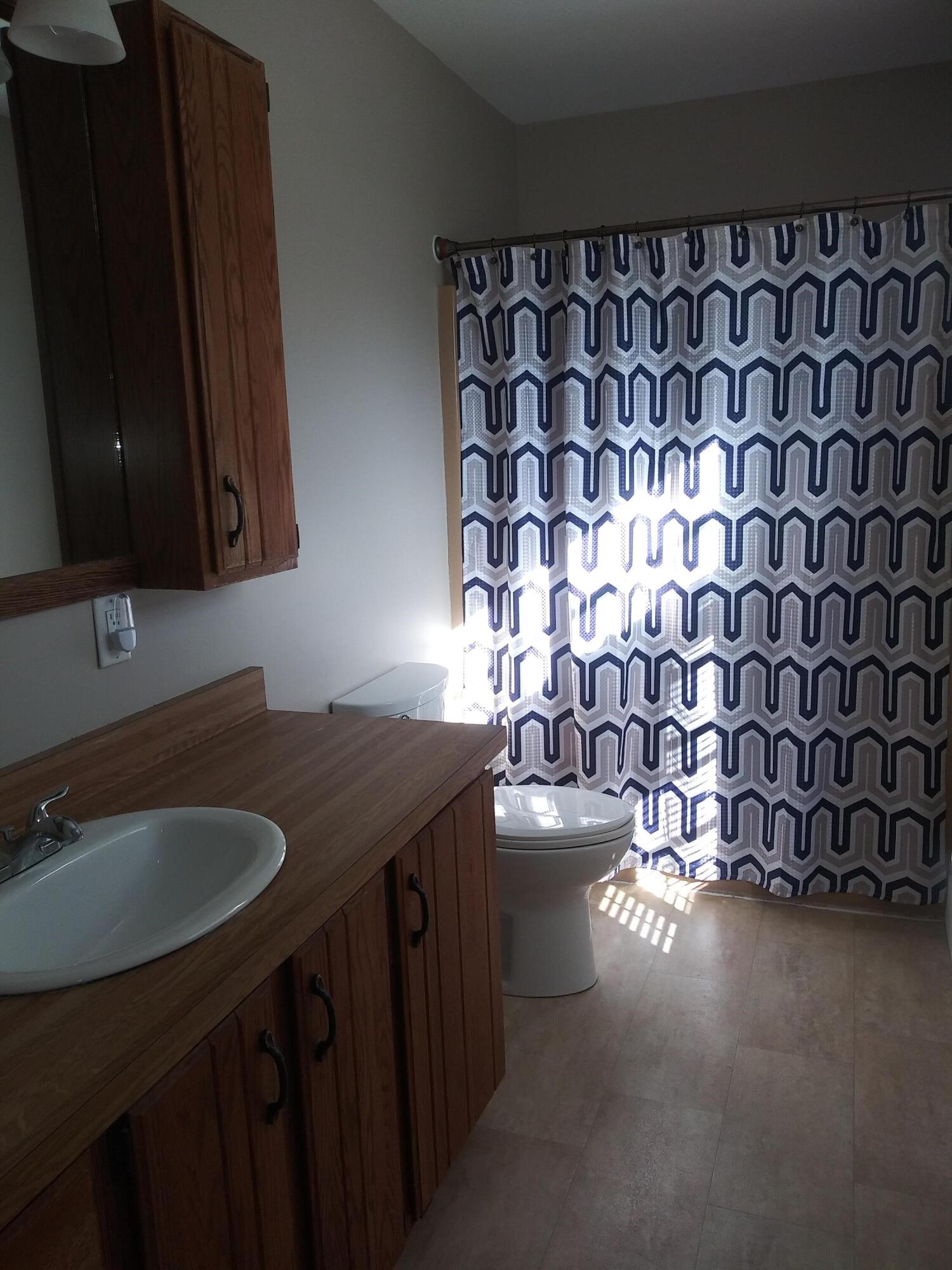 2930 McCain Road Jackson, MI 49203 - Photo 18 of 29 Master Bath