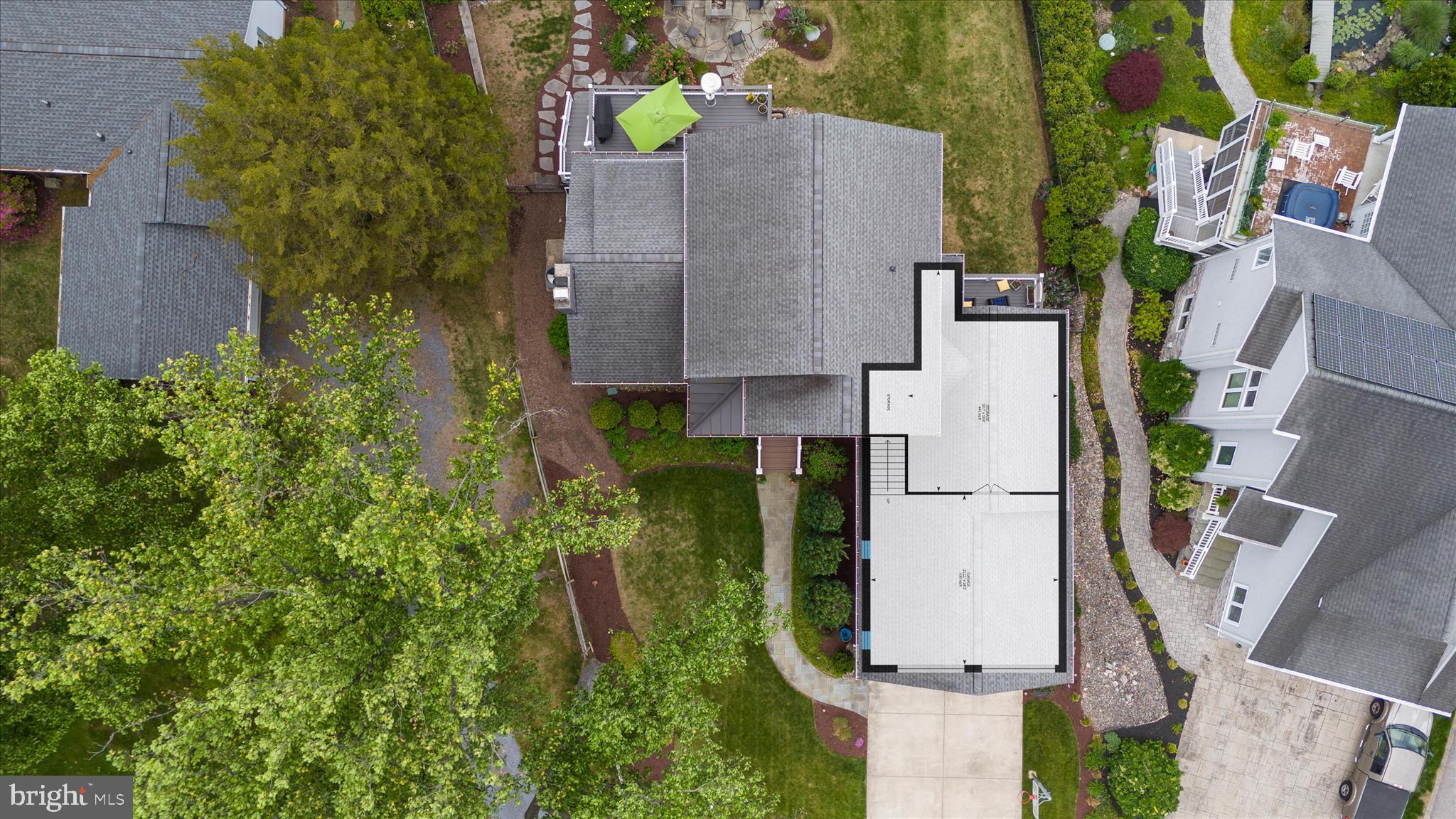 3815 Outrigger Drive Edgewater, MD 21037 - Photo 101 of 114 an aerial view of residential houses with outdoor space and parking