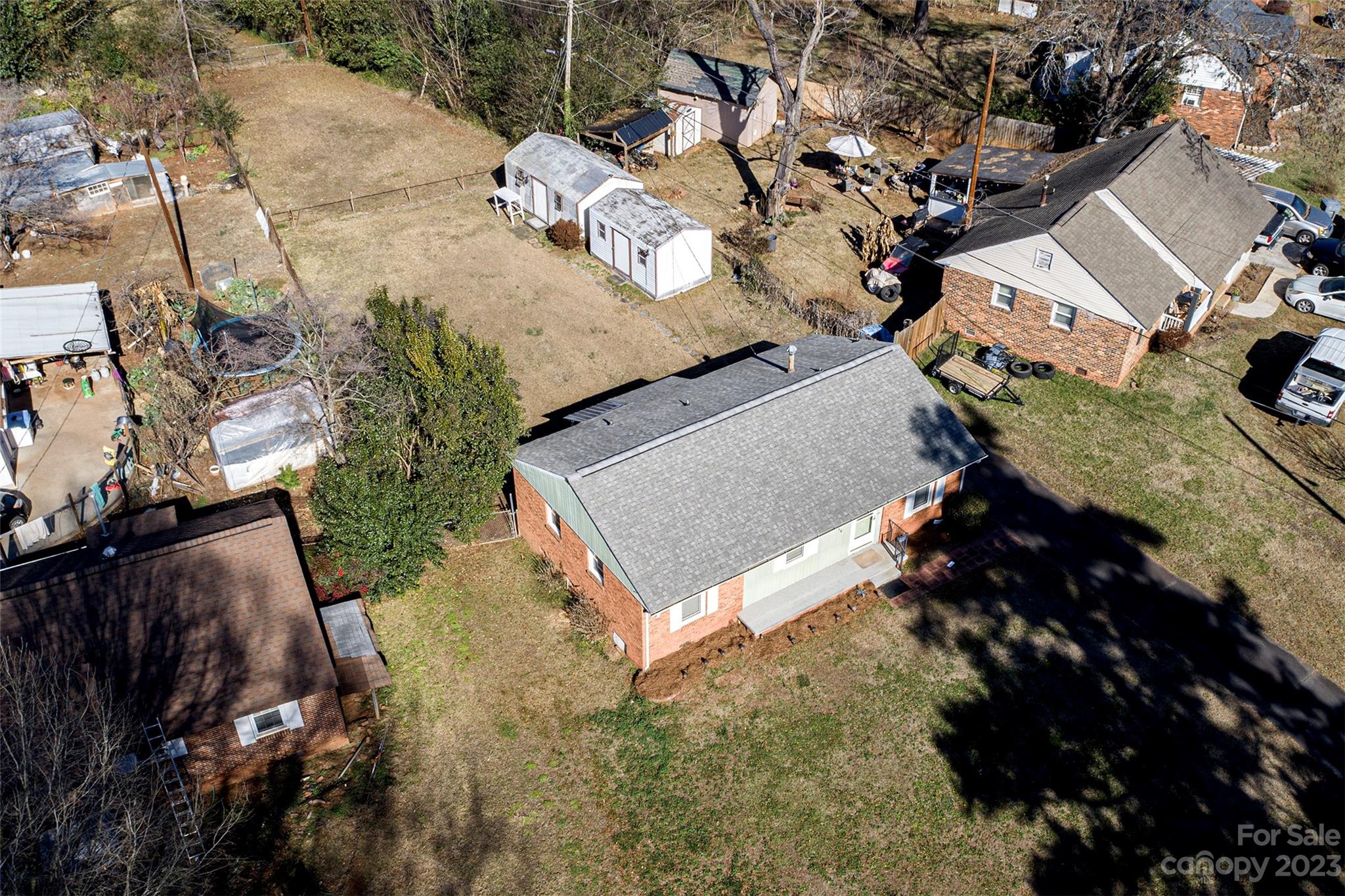 5116 Grapevine Drive Charlotte, NC 28217 - Photo 8 of 14 an aerial view of multiple houses with yard