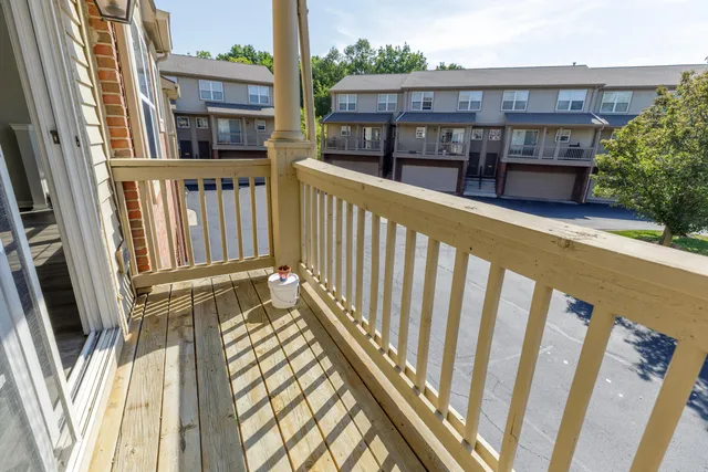 $335,000 | 3057 Barclay Way, Ann Arbor, MI 48105