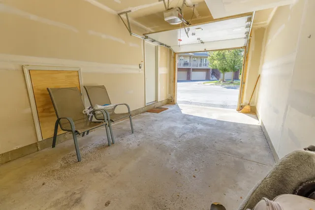 $335,000 | 3057 Barclay Way, Ann Arbor, MI 48105