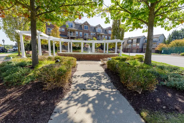 $335,000 | 3057 Barclay Way, Ann Arbor, MI 48105