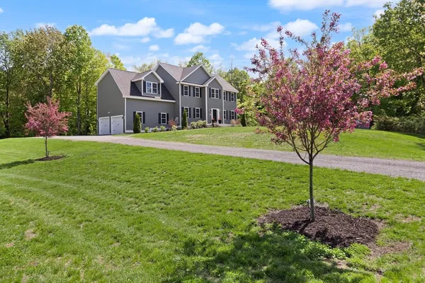 $879,900 | 36 Gilchrest Street, Lunenburg, MA 01462