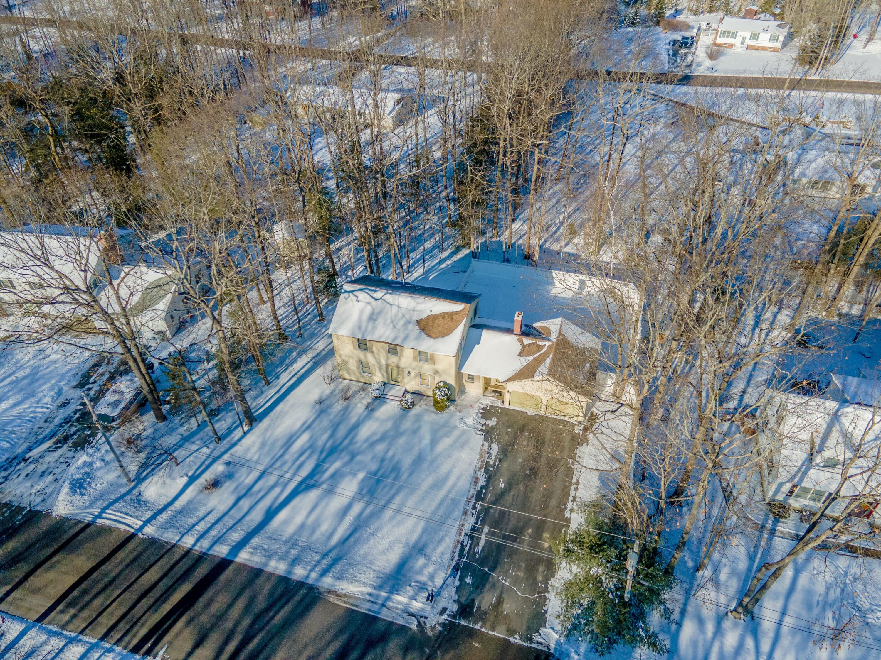 8 Silver Ridge Road Bangor, ME 04401 - Photo 4 of 56 tempImageJ72wSH