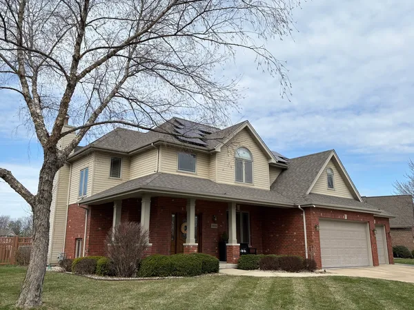 $489,900 | 1800 Kingtree Drive, Morris, IL 60450