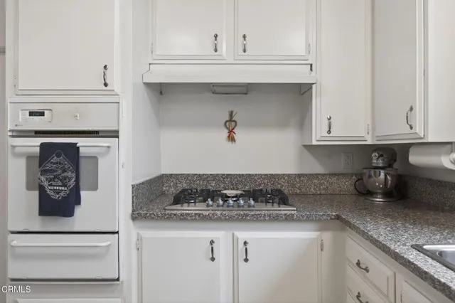 $879,000 | 404 MacKay Avenue, Ventura, CA 93004