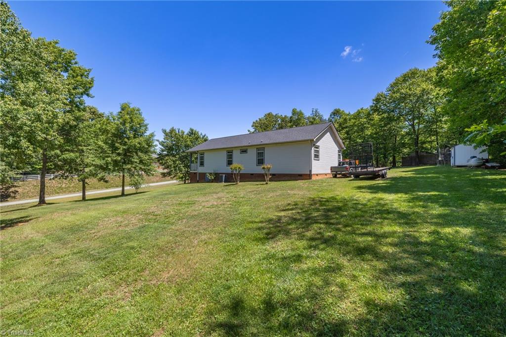 272 Victoria Circle Madison, NC 27025 - Photo 32 of 39