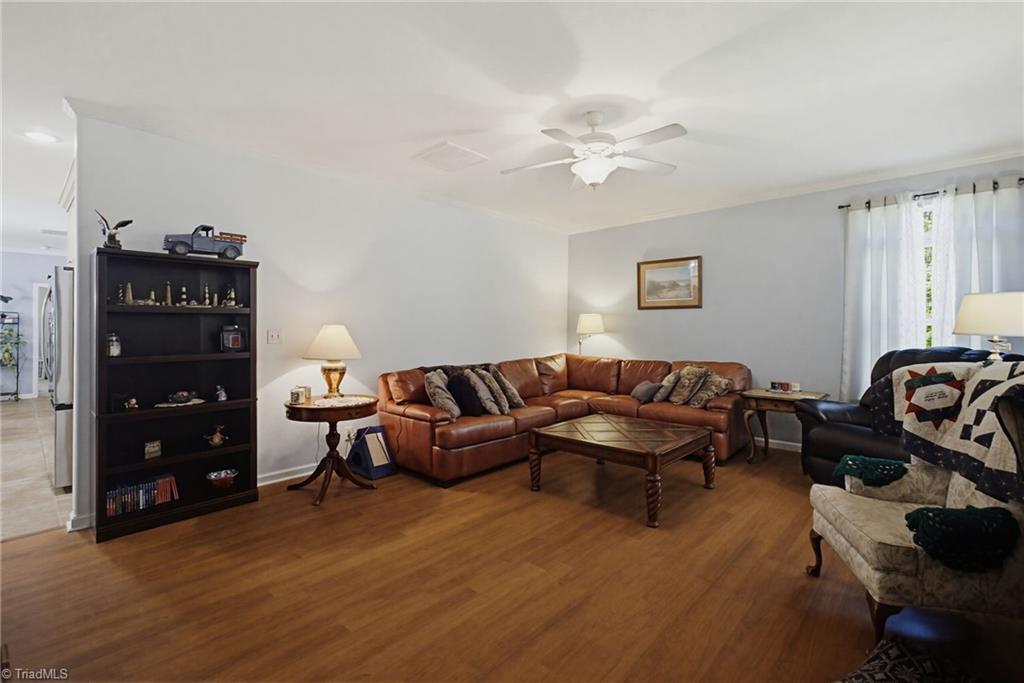 272 Victoria Circle Madison, NC 27025 - Photo 6 of 39